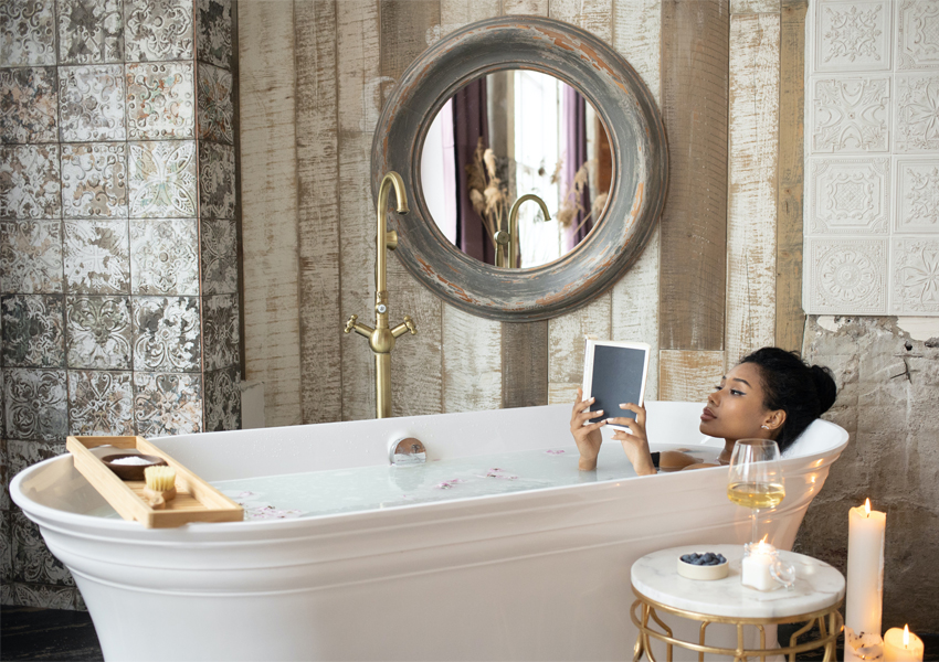 simplicity and natural elements accompanied
                  with a neutral colour palette